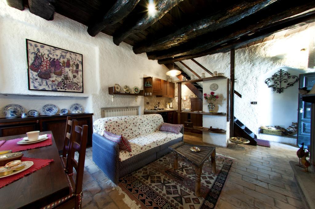 Casa Graziella Al Borgo Apartment Mazzano Romano Cameră foto